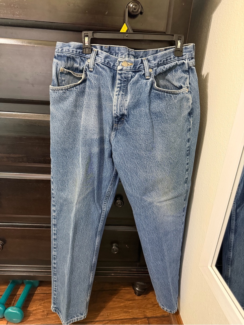 Wrangler Men’s Jeans size 36 X 30 relaxed fit